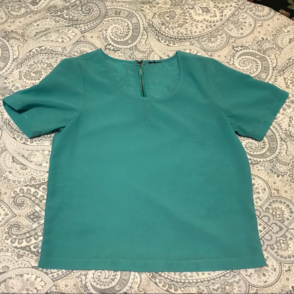 Teal short sleeve crop top